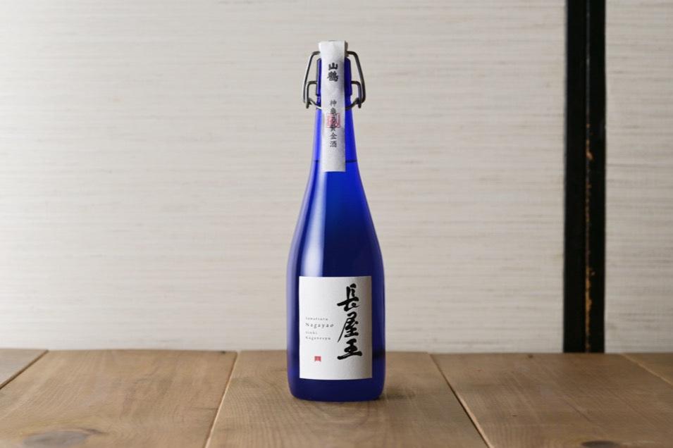 純米大吟醸(黒) 720mL – 中本酒造店オンラインショップ
